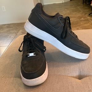 Air Force 1 men’s size 10